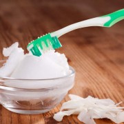 coconut-oil-toothpaste